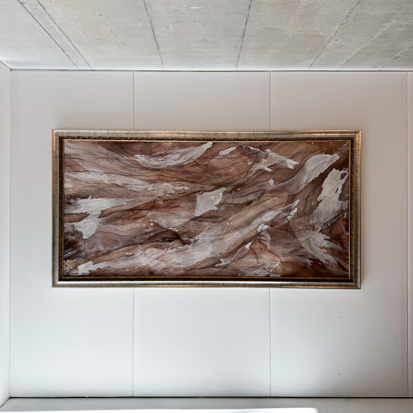 "Grace" 2023 2,65x1,37m Akrils, kanva, miksēti materiāli, epoksīds, 4250 eur