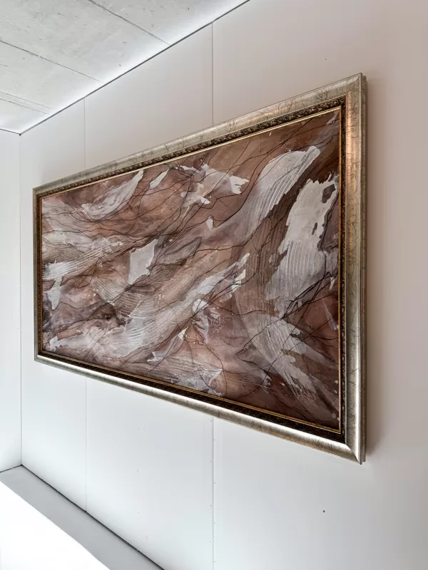 "Grace" 2023 2,65x1,37m Akrils, kanva, miksēti materiāli, epoksīds, 4250 eur